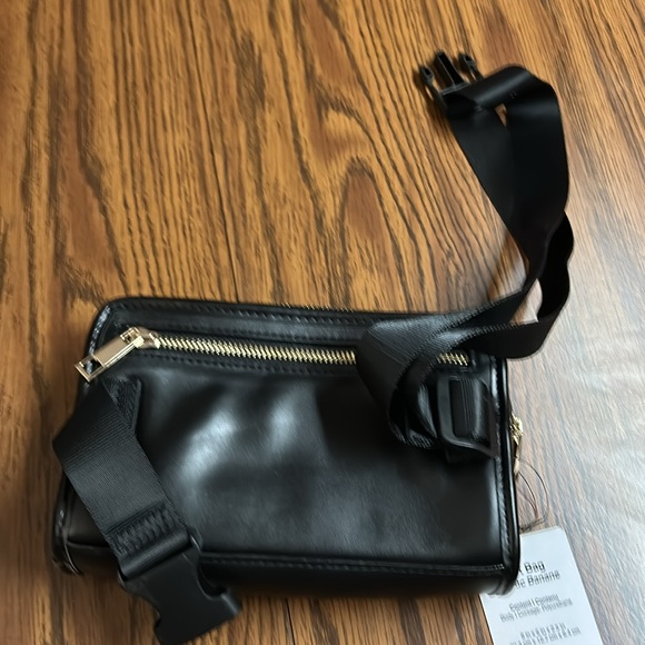 Amanda Uprichard belt bag - Picture 4 of 9